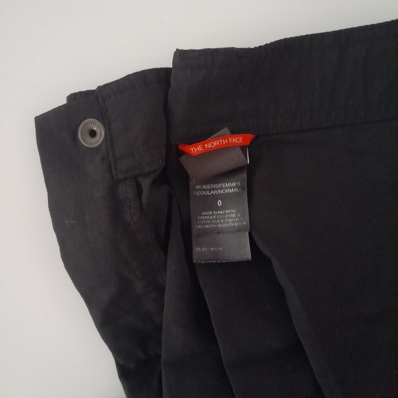 ● The North Face | Horizon Eva Cargo Shorts - Picture 11 of 15
